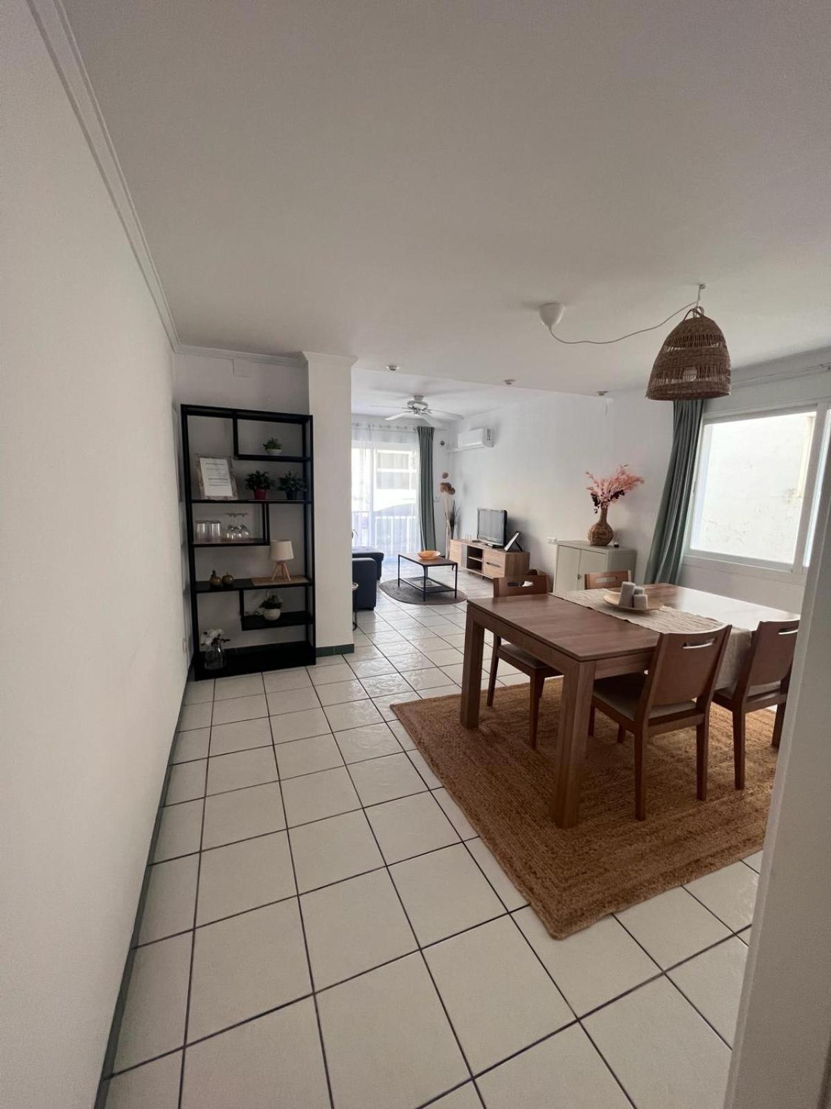 Apartment La Primera